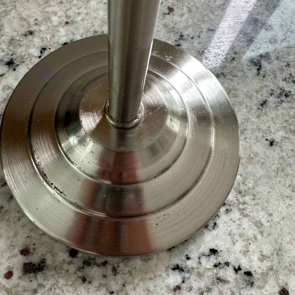 N/A towel holder